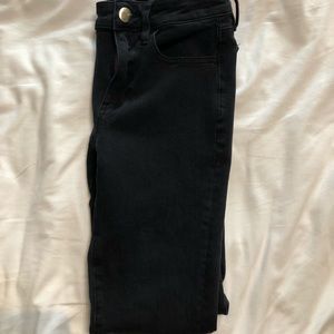 AMERICAN EAGLE BLACK JEANS
